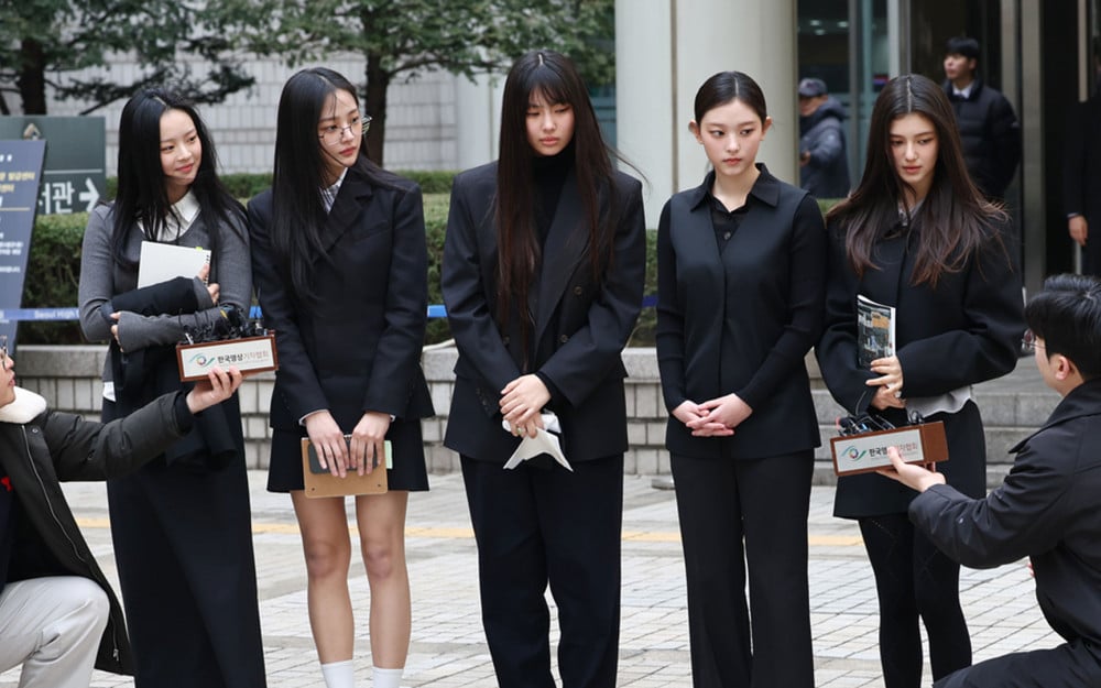 High-Profile Legal Heavyweights Join NewJeans' and ADOR's Legal Teams Amid Ongoing Battle 1 High profile legal heavyweights join NewJeans' and ADOR's legal teams amidst ongoing battle