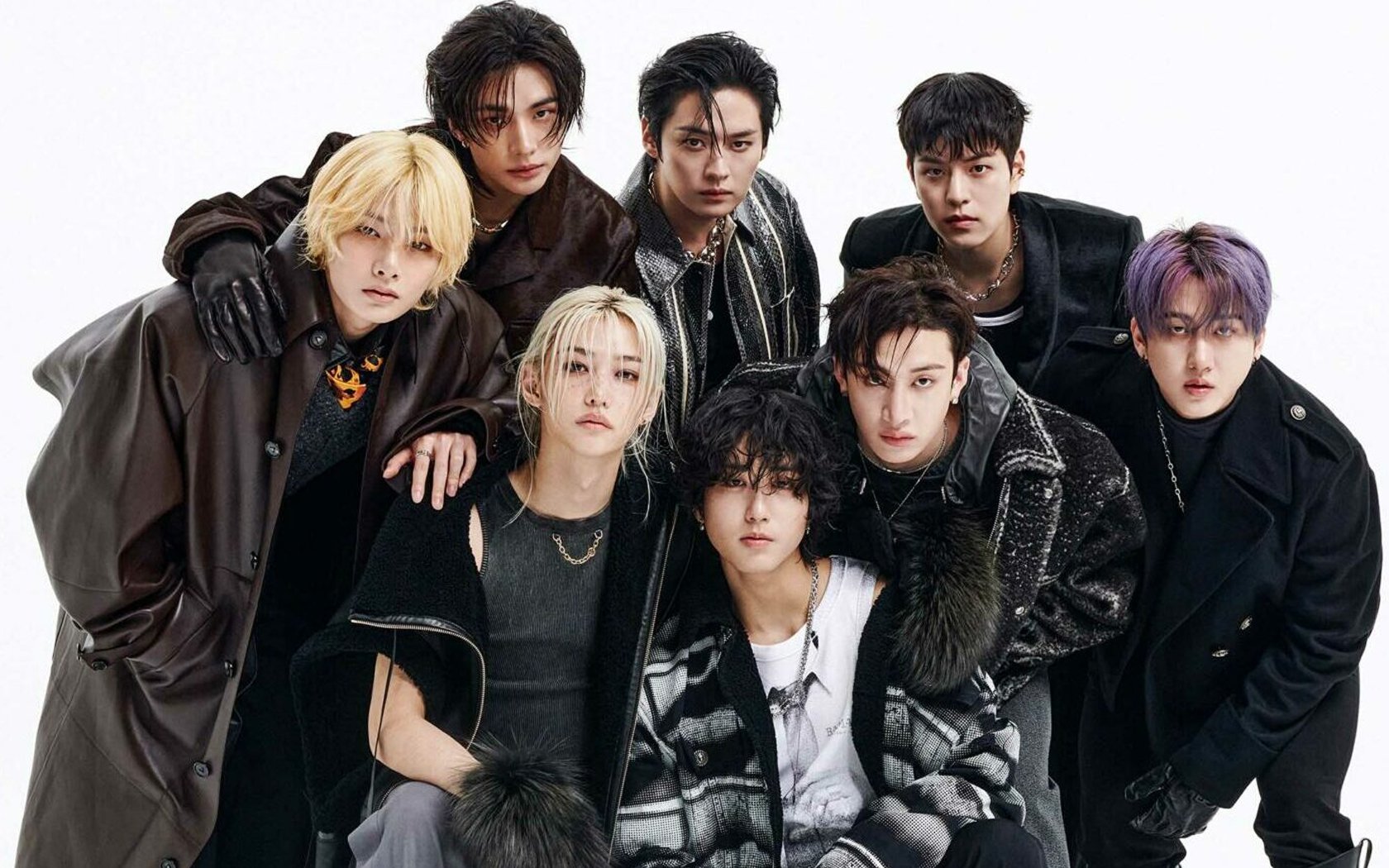 Stray Kids Exceed 30 Million Followers, Ranking Third Among Most-Followed K-Pop Groups on TikTok 1 Stray Kids surpasses 30 million followers and becomes the third most-followed K-pop group on TikTok