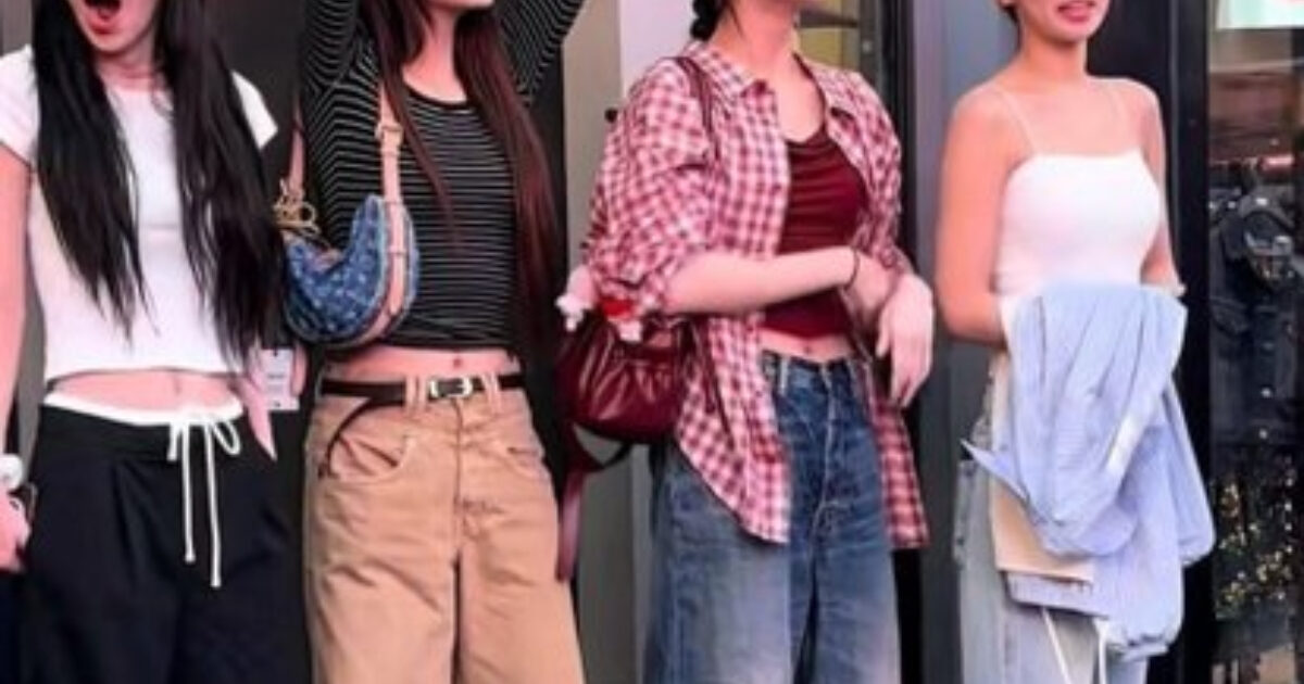 Well-Known Girl Group’s “Real Life” Photos Face Strong Criticism 1 LE SSERAFIM Group Photo